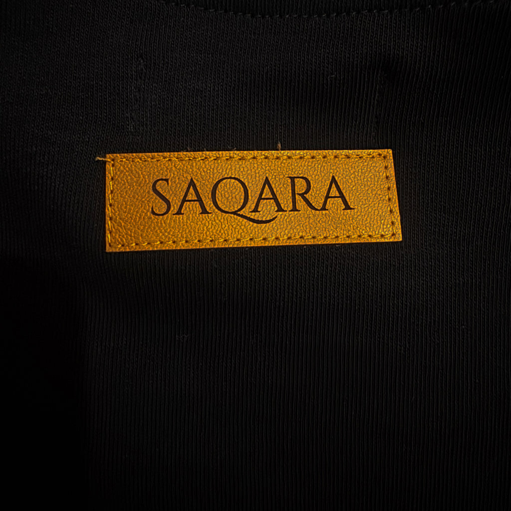 CAMISETA HORIZONTE SAGRADO - NEGRO